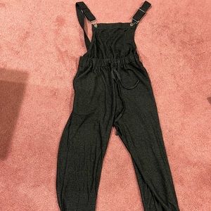 Kittenish cotton overalls. Work once. Size small.